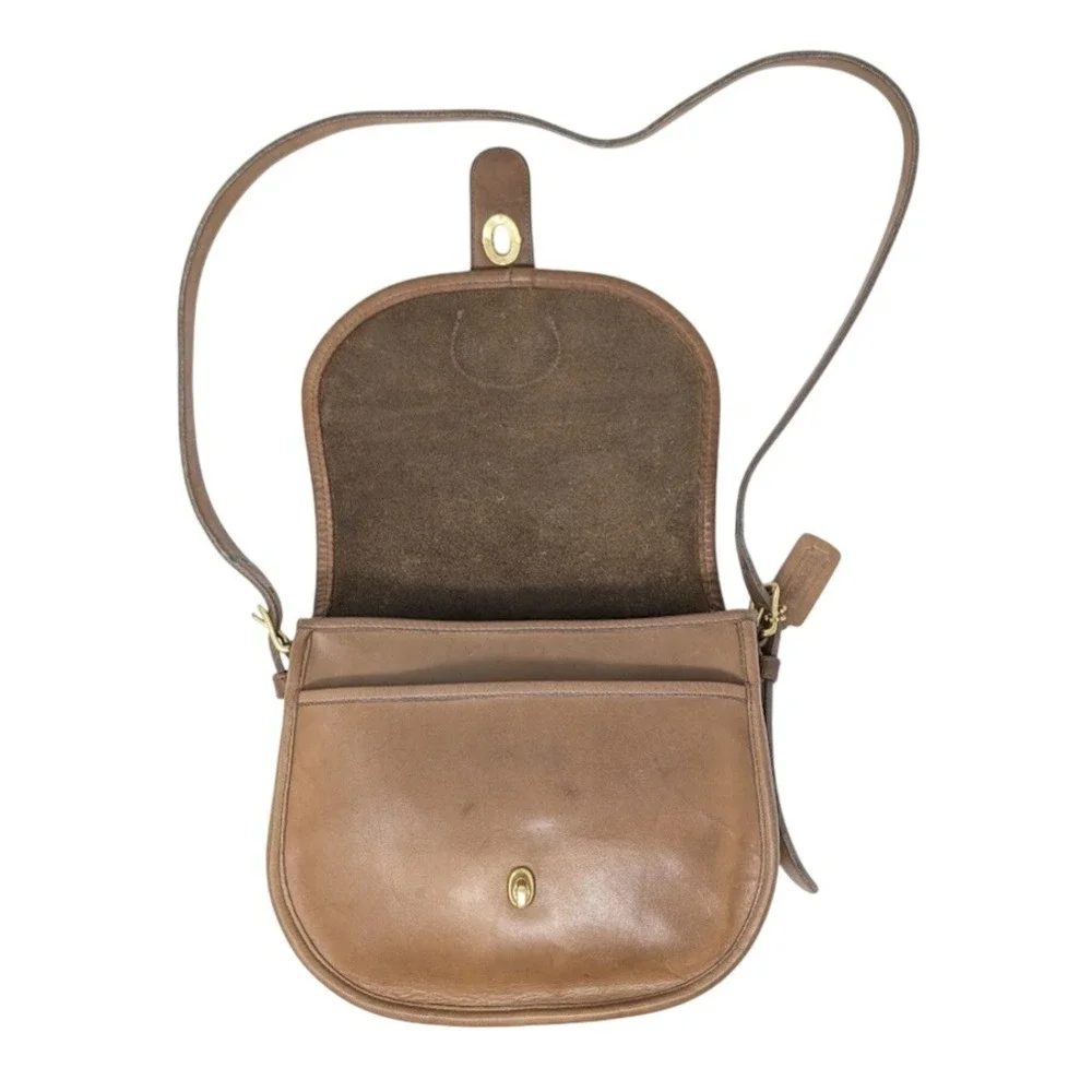 Coach‎ Saddlery Bag 9535 Putty Brown Leather NYC Crossbody Minimal Vintage